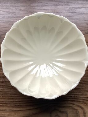 Lenox Pedestal Fruit Bowl, Porcelain Serving Dish, Christmas Table Decor